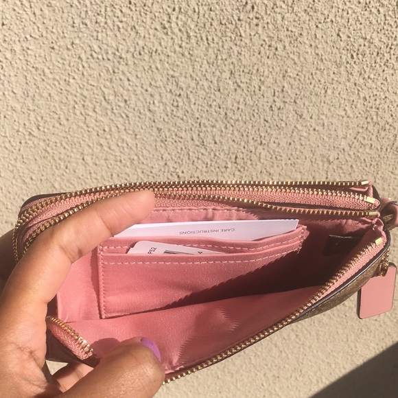 Coach Signature 3/4 Double Zip Wristlet - Picture 4 of 7